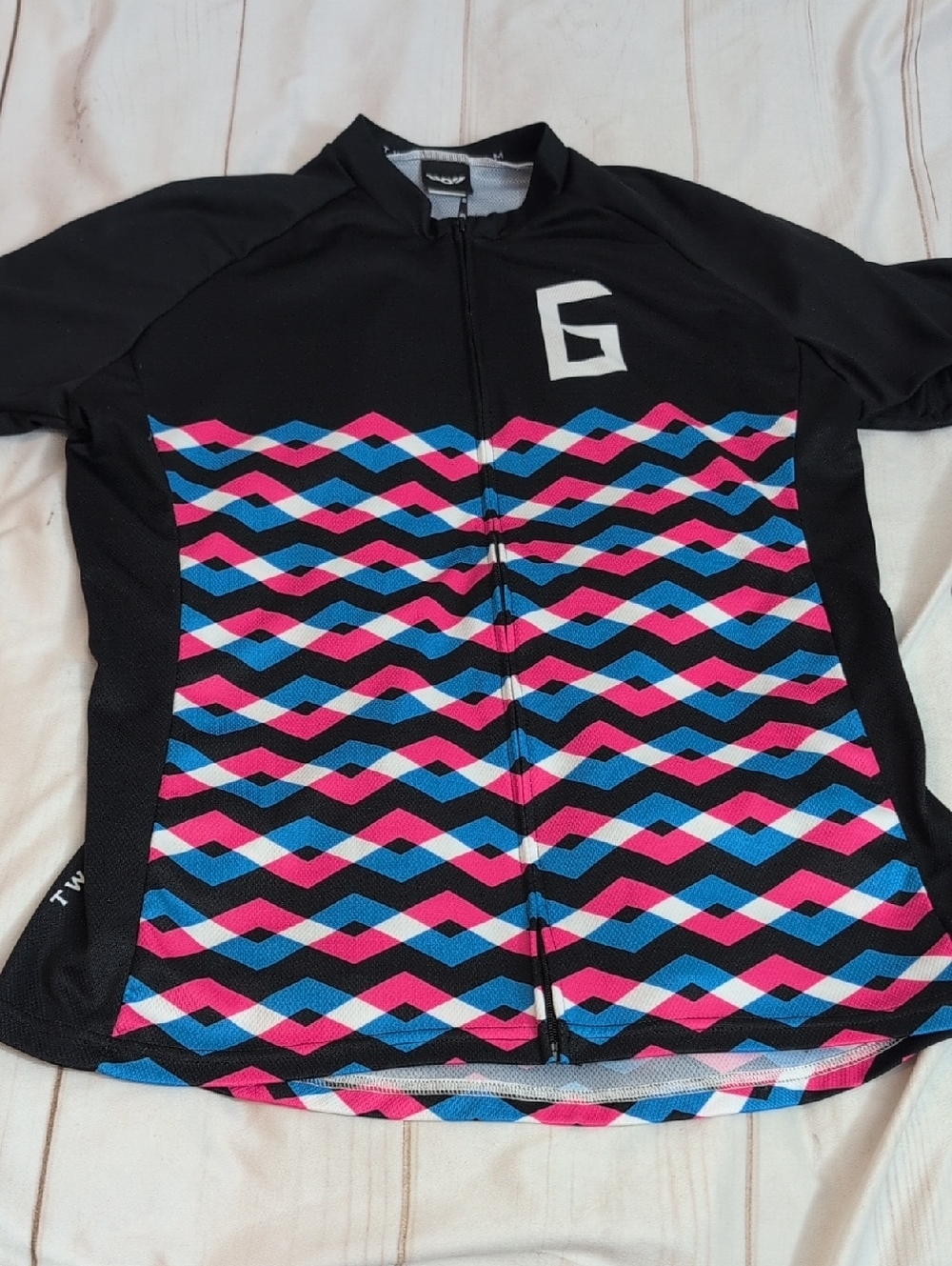 Black Zip Front Cycling Jersey with Pink & Blue Geometric Pattern Women's XL